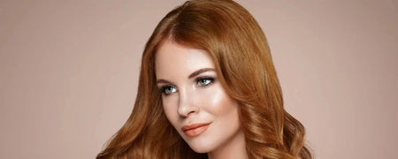 Karamell hårfärgstrender: Brun, blond, balayage och slingor