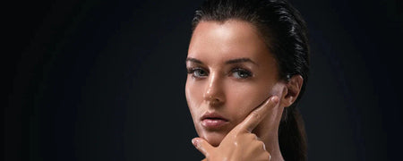 Hur man får wet hair look: Tekniker och produktrekommendationer