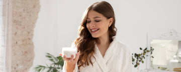 En passande lockkräm för vågigt hår: Definiera vågor utan att tynga ner dem