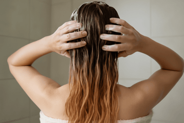 Balansgång: Lösa dilemmat med oljiga hårstrånens rötter och torra toppar