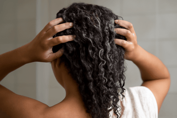 Hur ser grovt hår ut? Förstå dess unika egenskaper