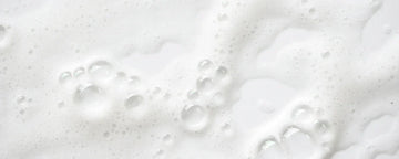 Schampo med risvatten som skummar