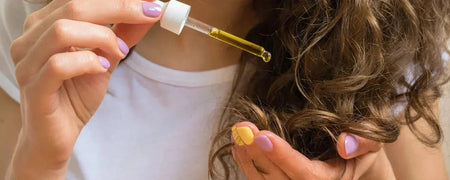 Ge näring till dina lockar: En guide till de bästa oljorna för lockigt hår