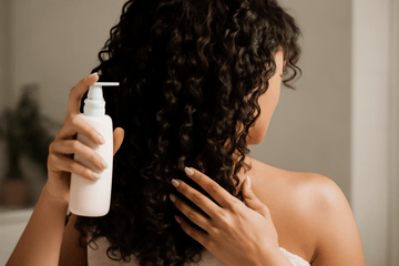 Är leave-in balsam bra för lockigt hår? Upptäck fördelarna här