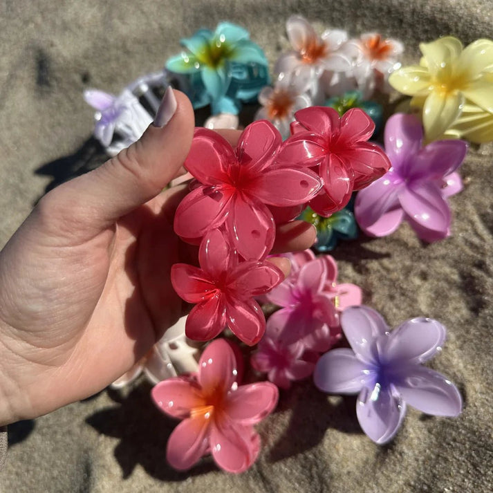 Hårklämma med blomma