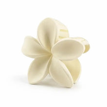 Hårklämma med blomma